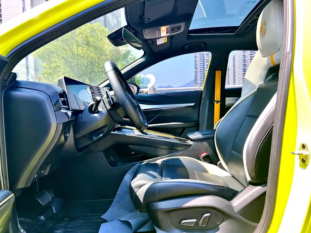 MG MG5 Scorpio — фото 10