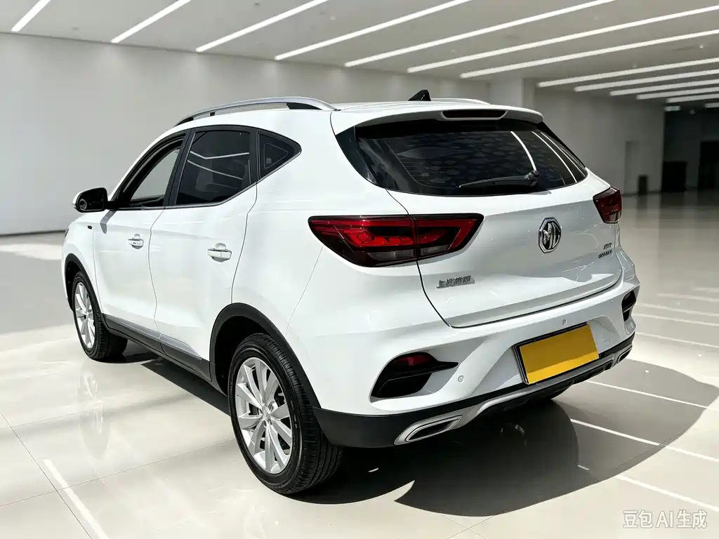 MG ZS — фото 3