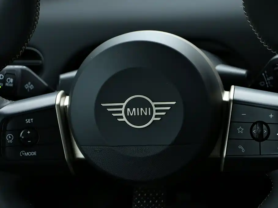 MINI MINI COOPER EV — фото 23