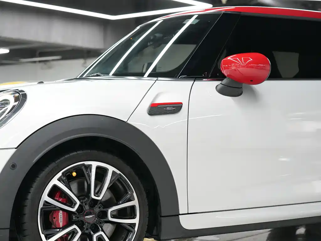 MINI Mini JCW — фото 11