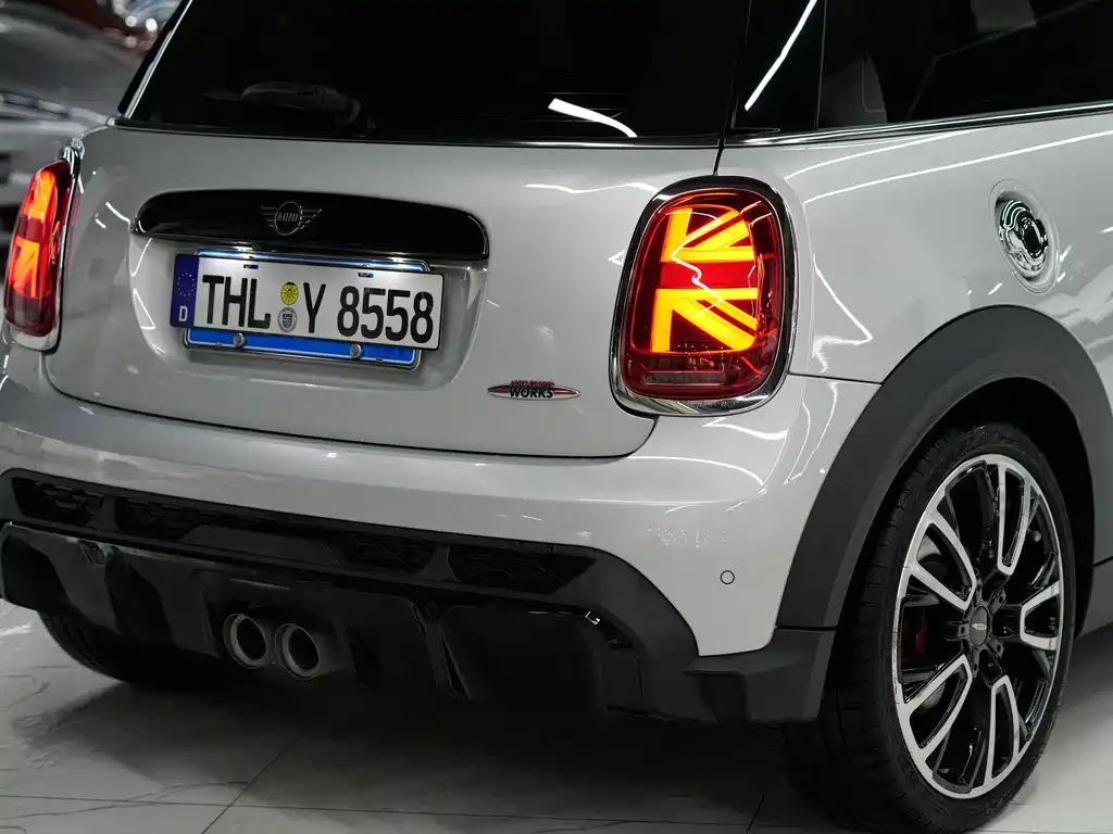 MINI Mini JCW — фото 5