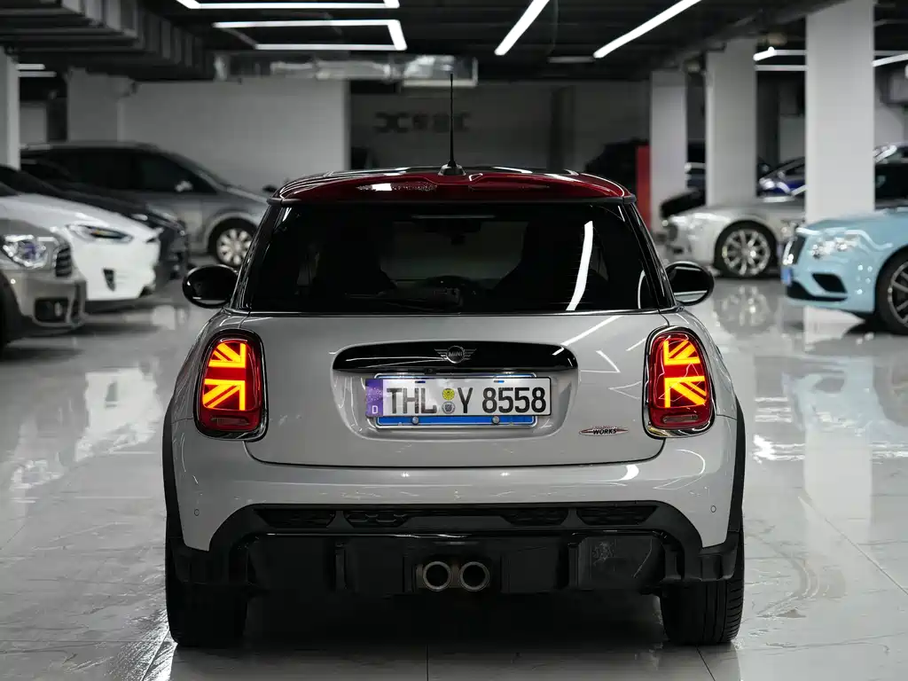 MINI Mini JCW — фото 6