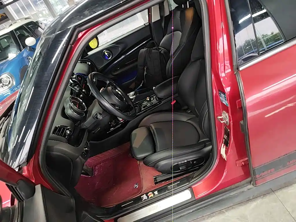 MINI Mini Clubman — фото 10