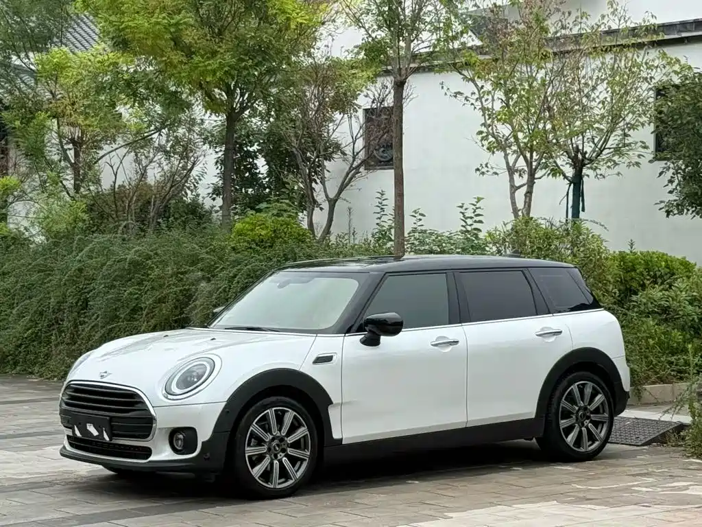 MINI Mini Clubman — фото 2