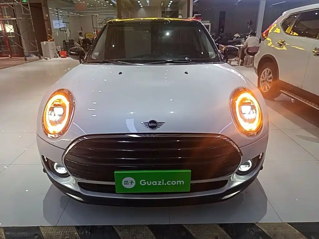 MINI Mini Clubman — фото 3