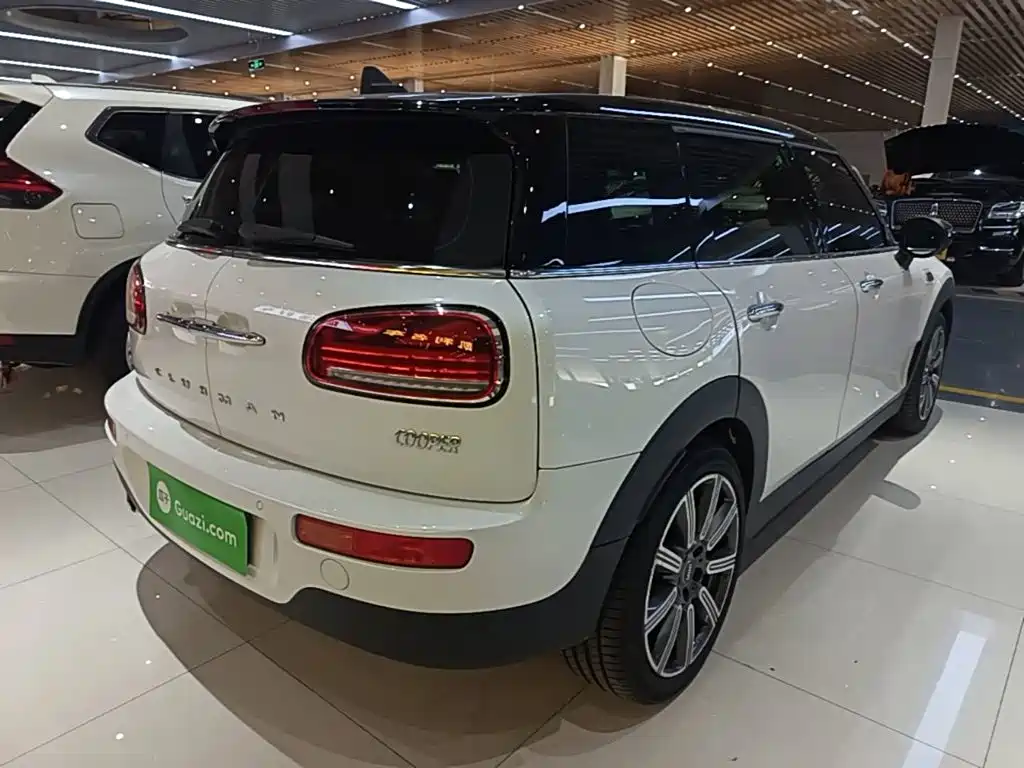 MINI Mini Clubman — фото 7