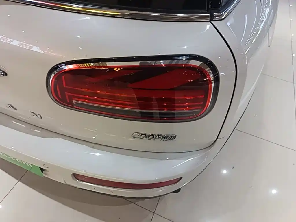 MINI Mini Clubman — фото 8