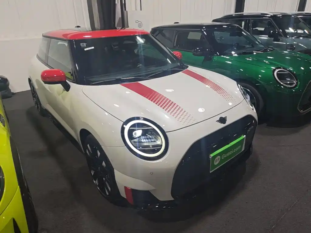 MINI MINI JCW EV — фото 4