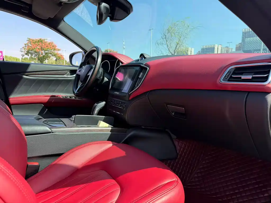 Maserati Ghibli — фото 6