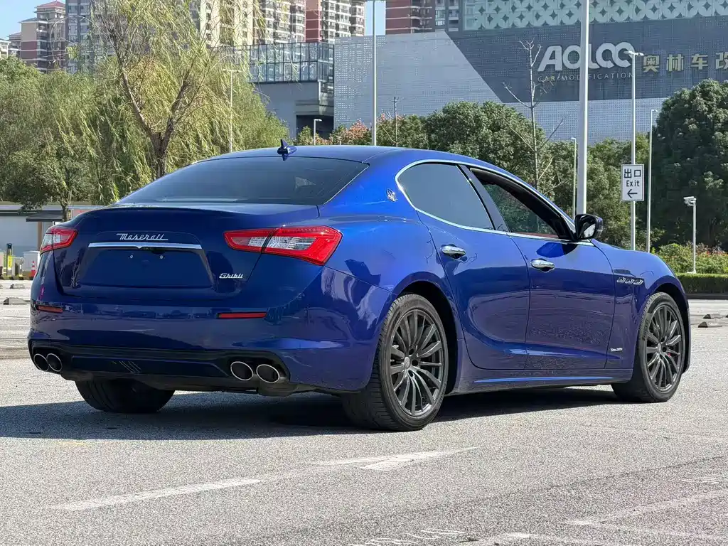 Maserati Ghibli — фото 9
