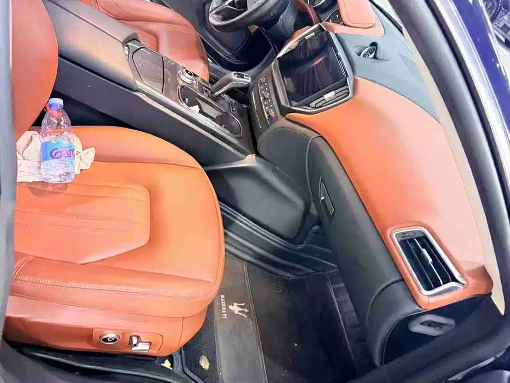 Maserati Ghibli — фото 13