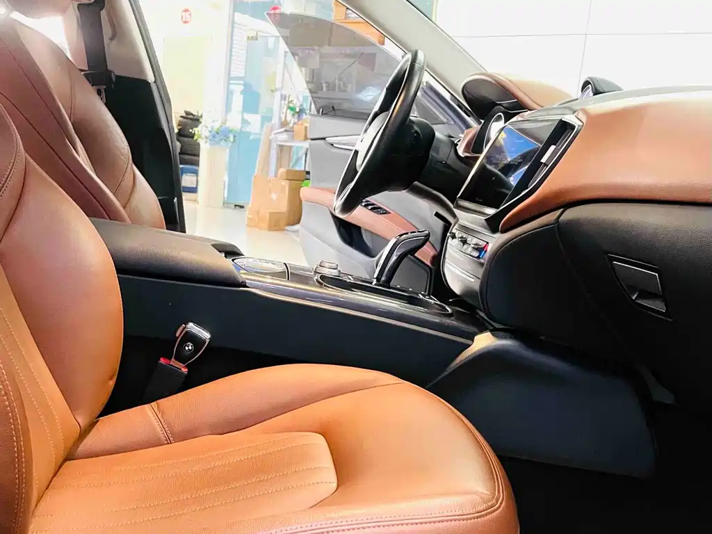 Maserati Ghibli — фото 6
