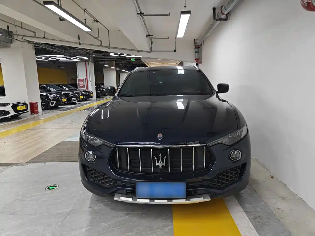Maserati Levante — фото 2