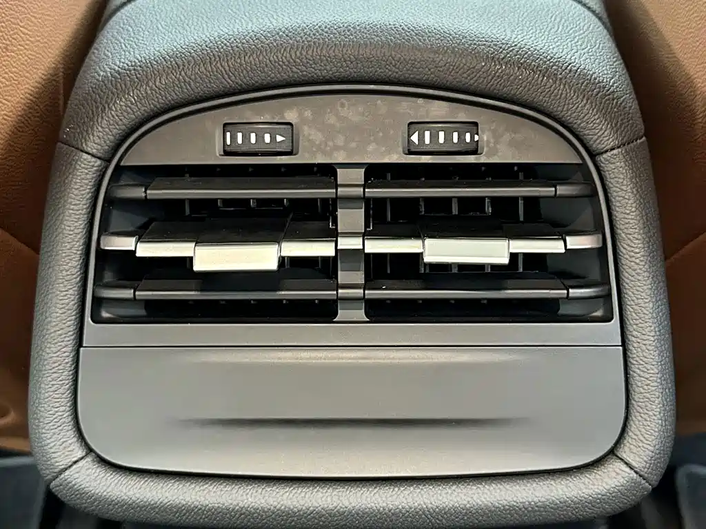 Maserati Ghibli — фото 21