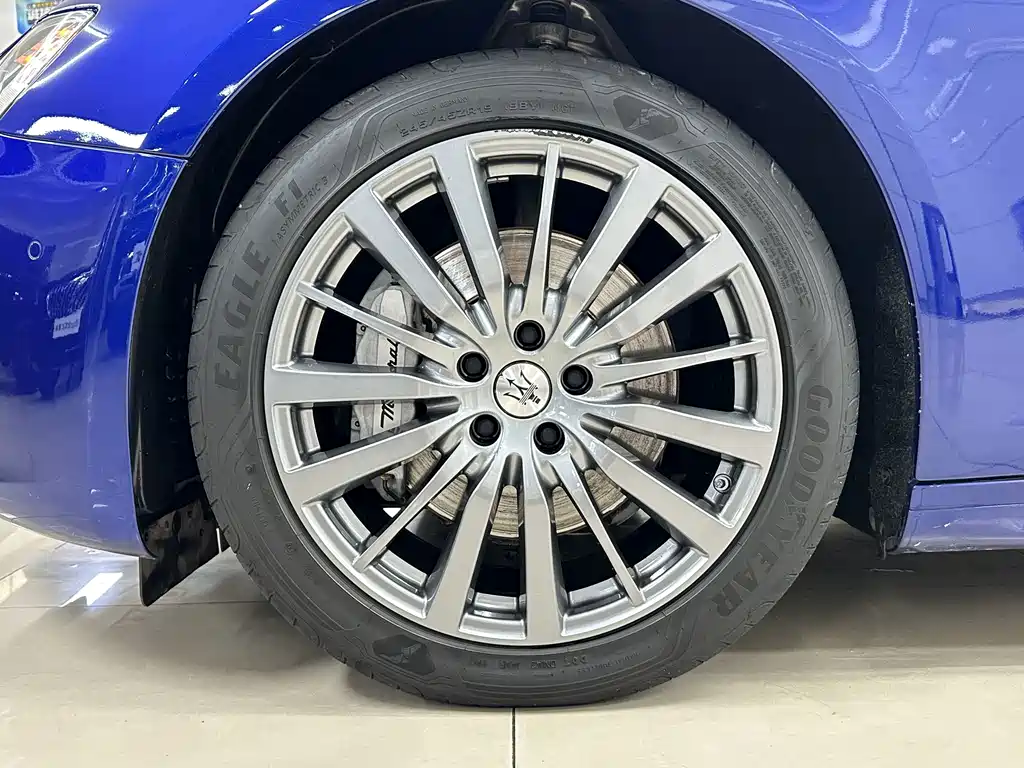 Maserati Ghibli — фото 22