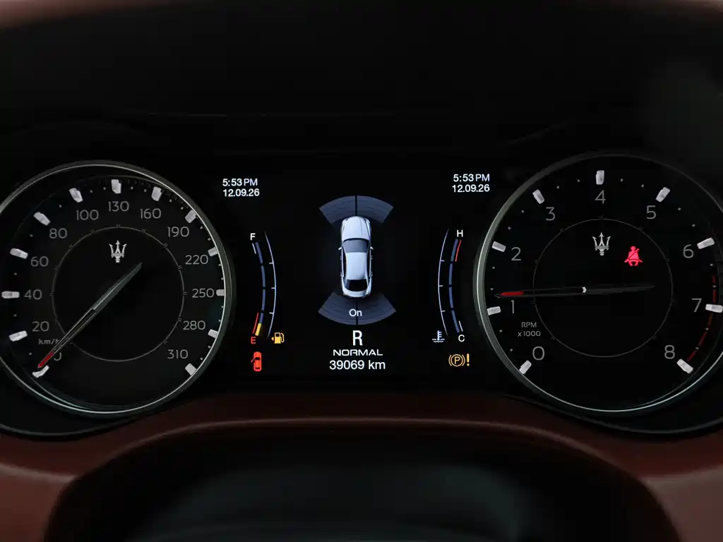 Maserati Ghibli — фото 14