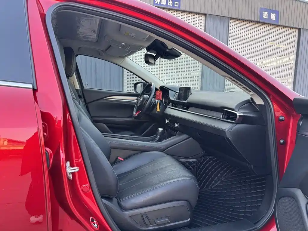 Mazda Atenza — фото 11