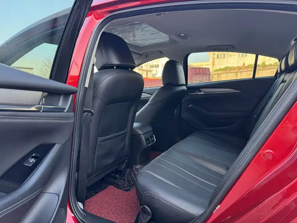 Mazda Atenza — фото 10