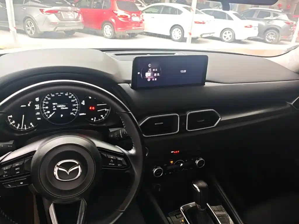Mazda CX-5 — фото 10