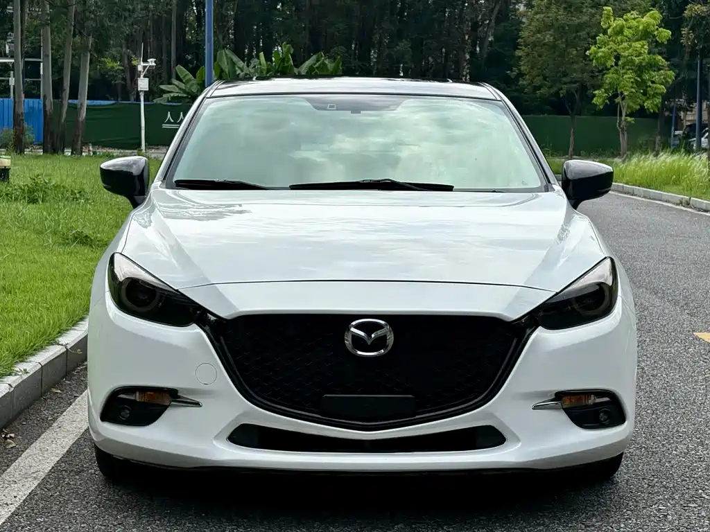 Mazda 3 Axela — фото 2
