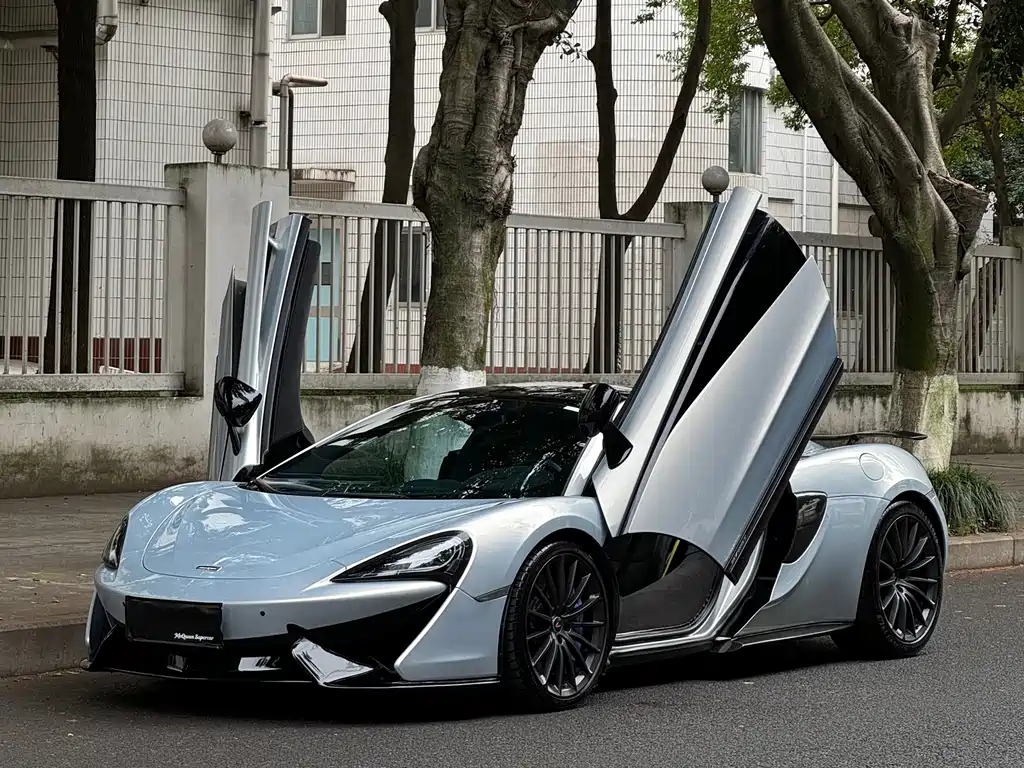 McLaren 570