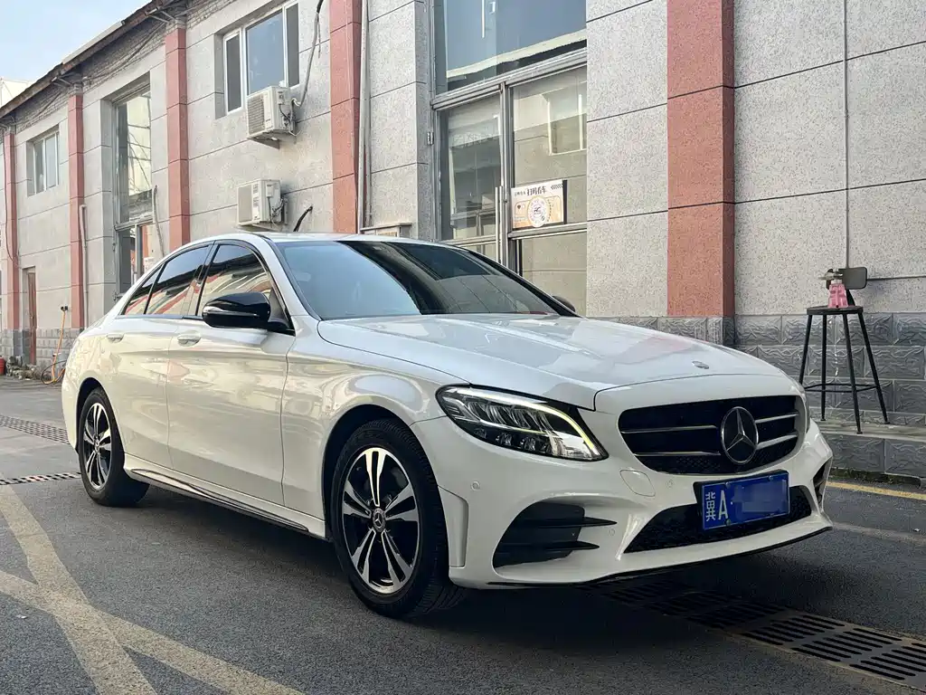 Mercedes-Benz C-Class — фото 3