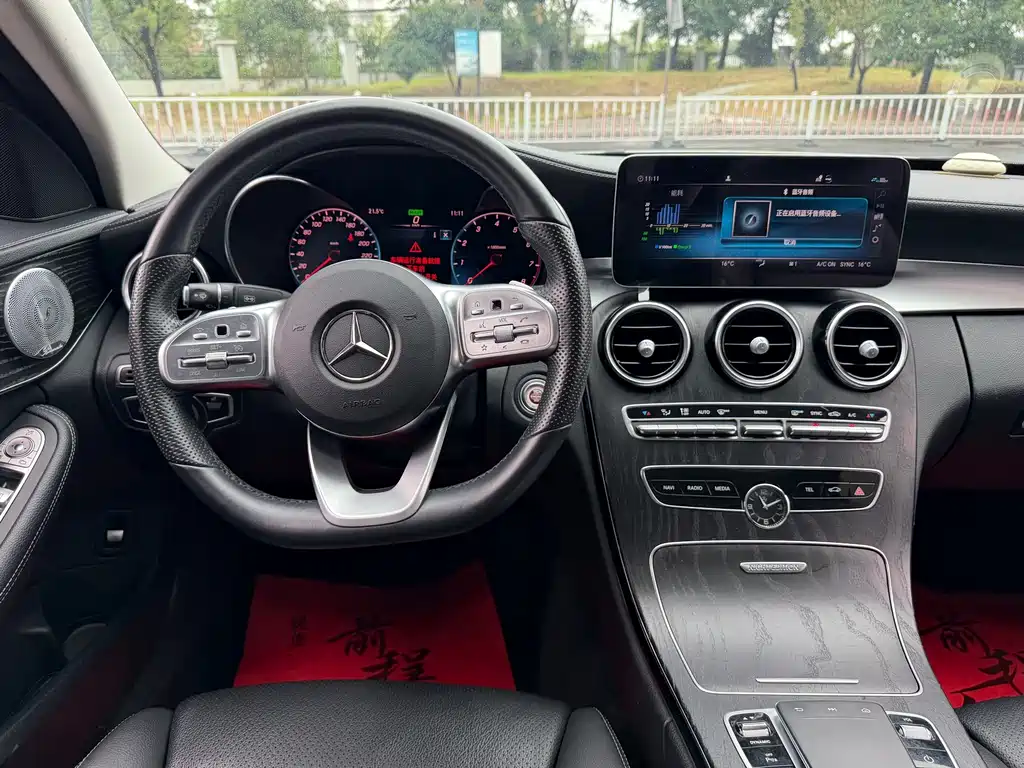 Mercedes-Benz C-Class — фото 13