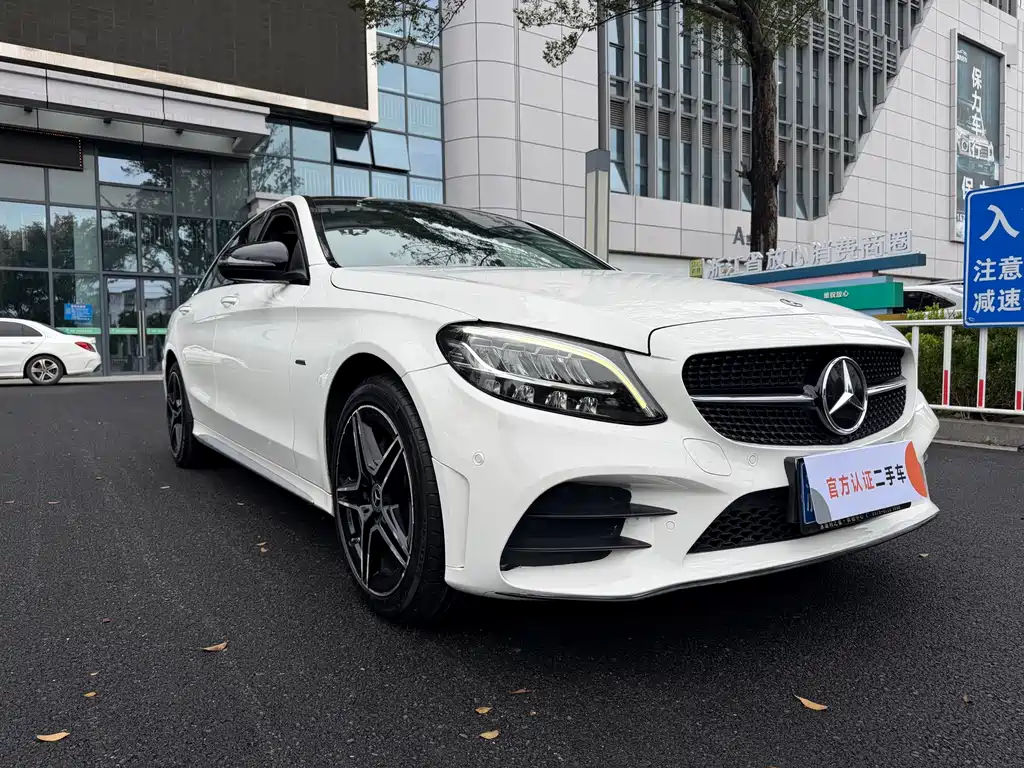 Mercedes-Benz C-Class — фото 3