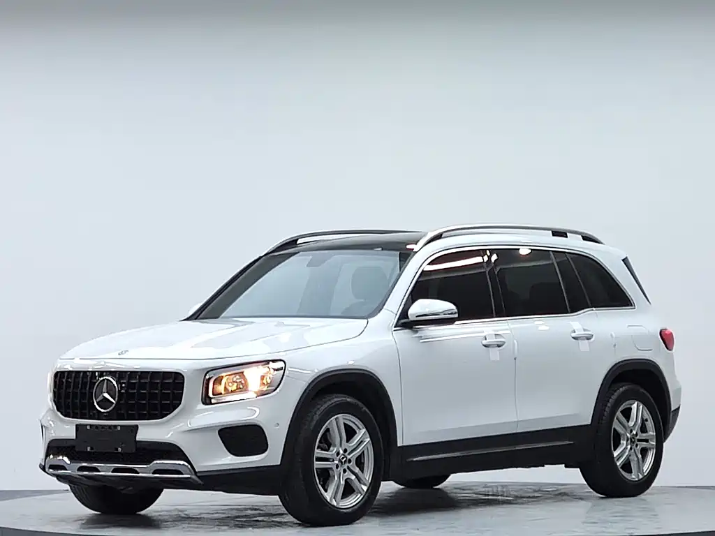 Mercedes-Benz GLB — фото 2