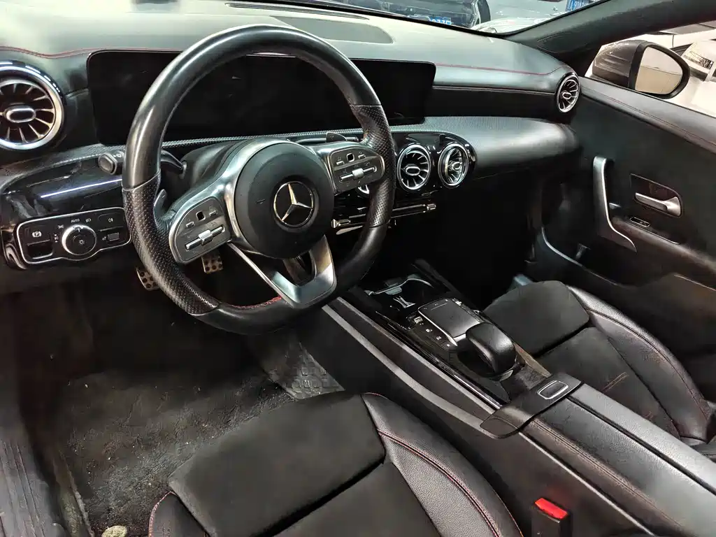 Mercedes-Benz CLA (Import) — фото 2
