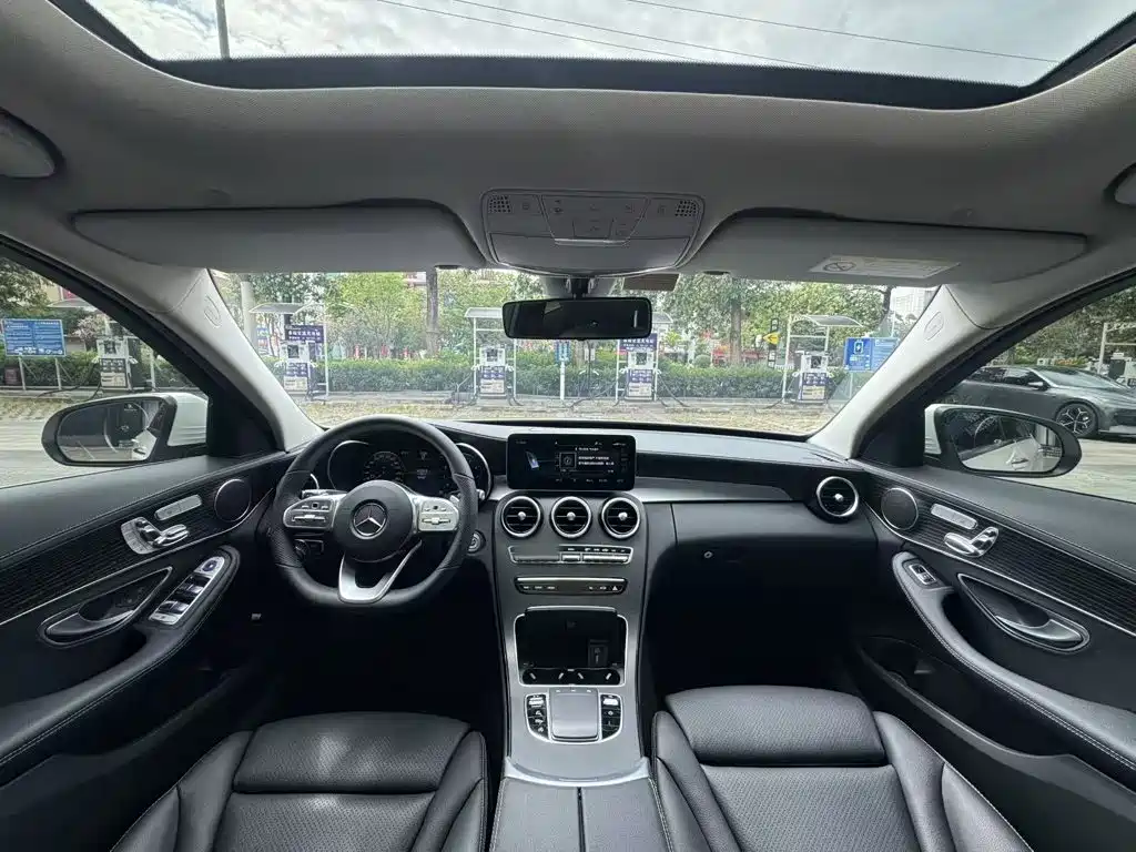 Mercedes-Benz C-Class — фото 14