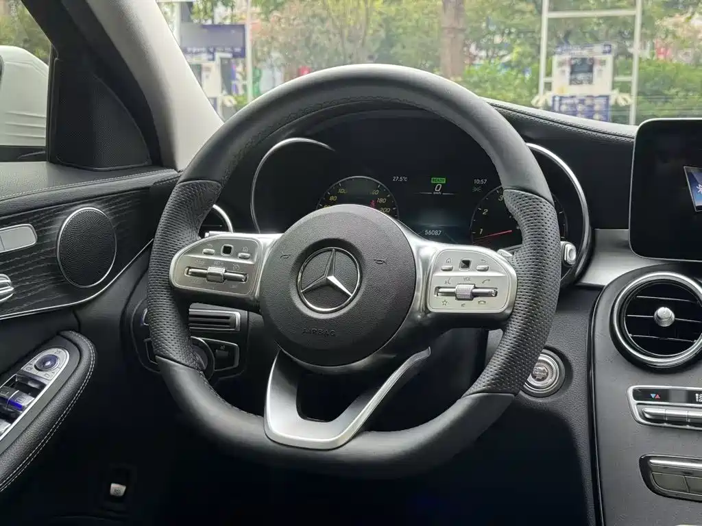 Mercedes-Benz C-Class — фото 15
