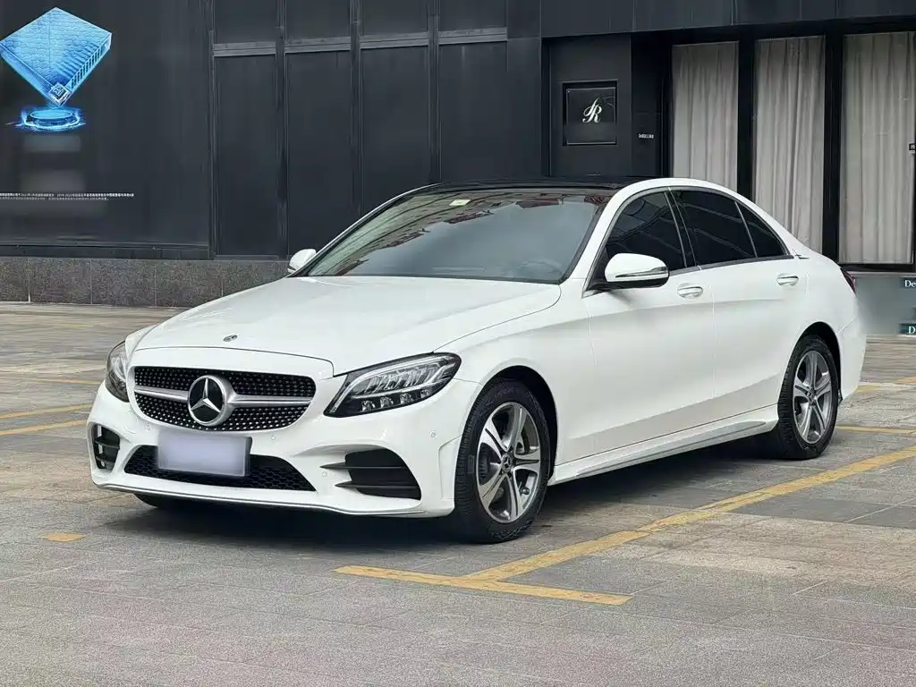 Mercedes-Benz C-Class — фото 3