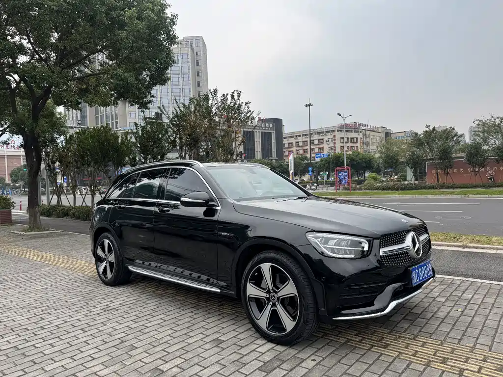 Mercedes-Benz GLC — фото 3