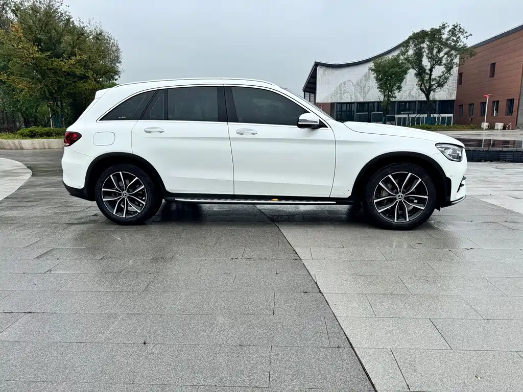 Mercedes-Benz GLC — фото 4