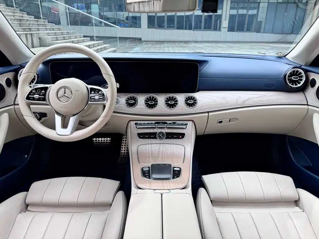Mercedes-Benz E-Class (Import) — фото 13