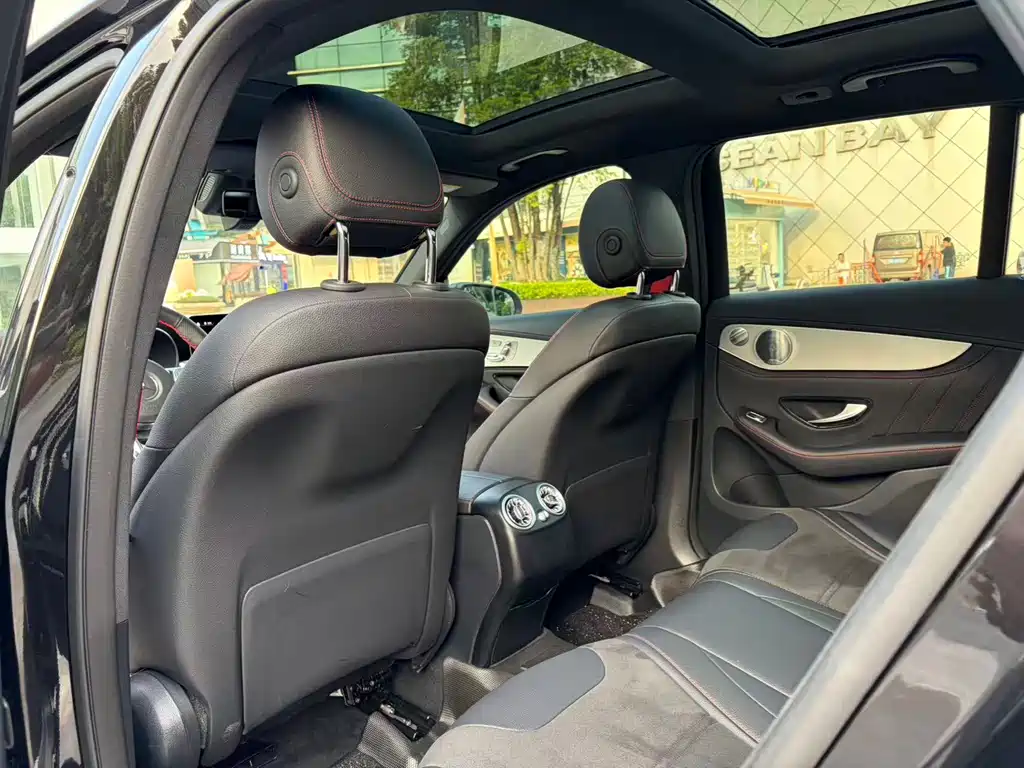 Mercedes-Benz GLC AMG — фото 14