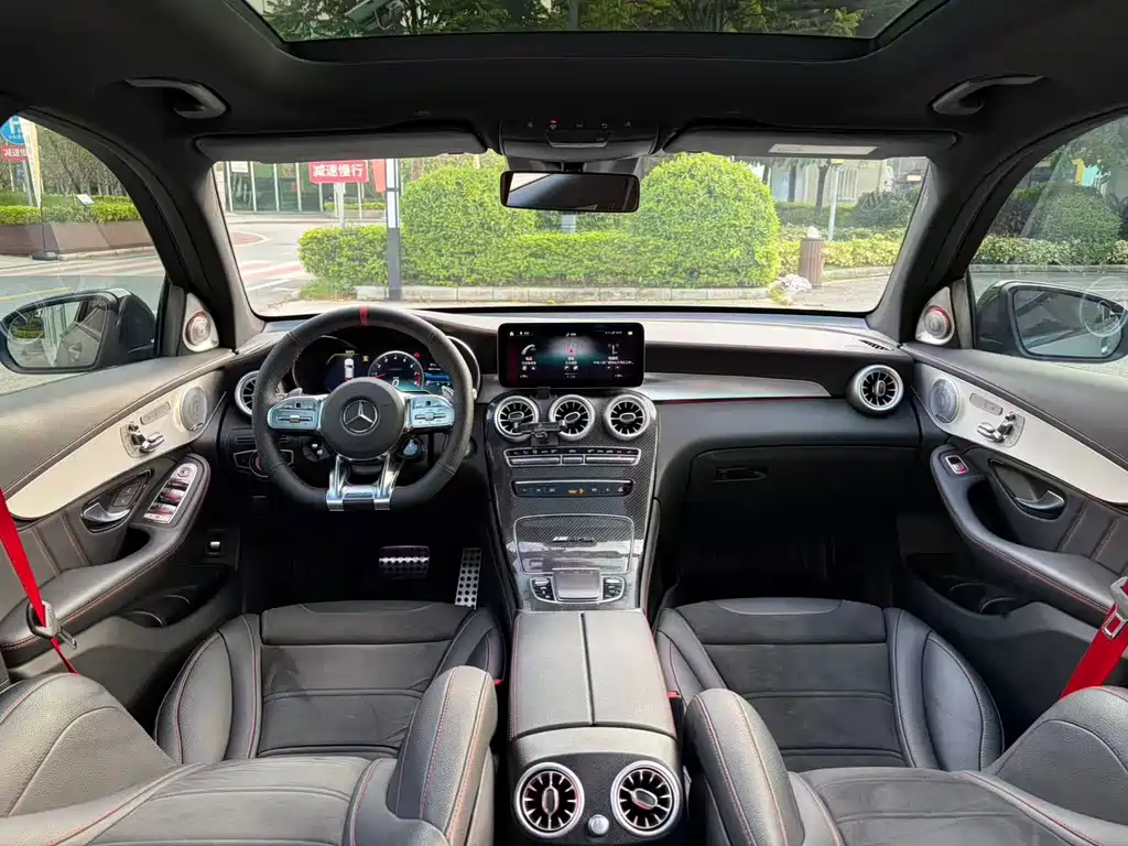 Mercedes-Benz GLC AMG — фото 20