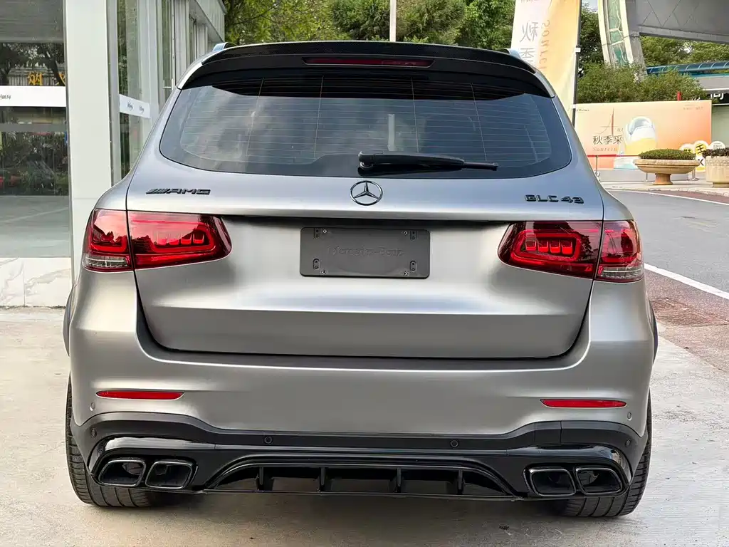 Mercedes-Benz GLC AMG — фото 7