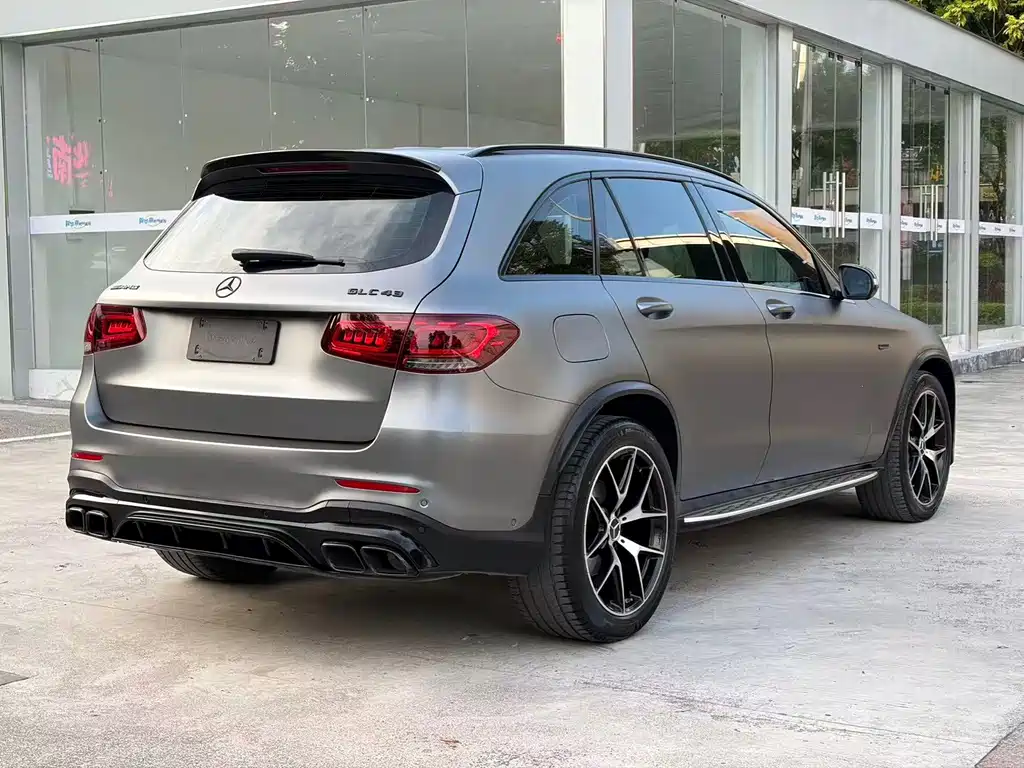 Mercedes-Benz GLC AMG — фото 9