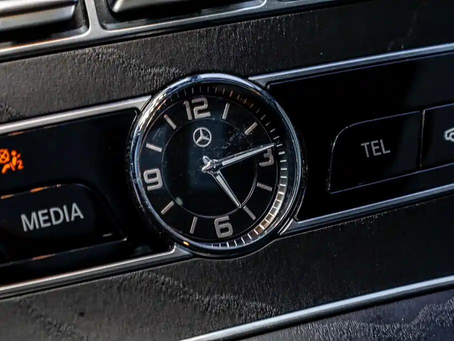 Mercedes-Benz E-Class (Import) — фото 20