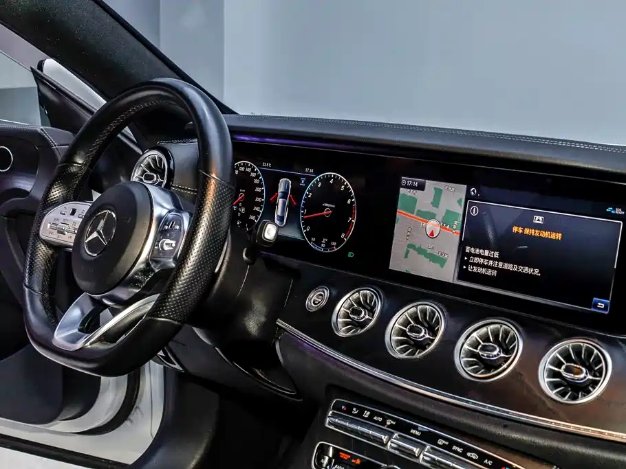 Mercedes-Benz E-Class (Import) — фото 27