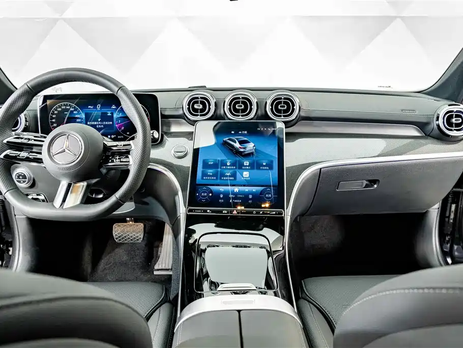 Mercedes-Benz C-Class — фото 13