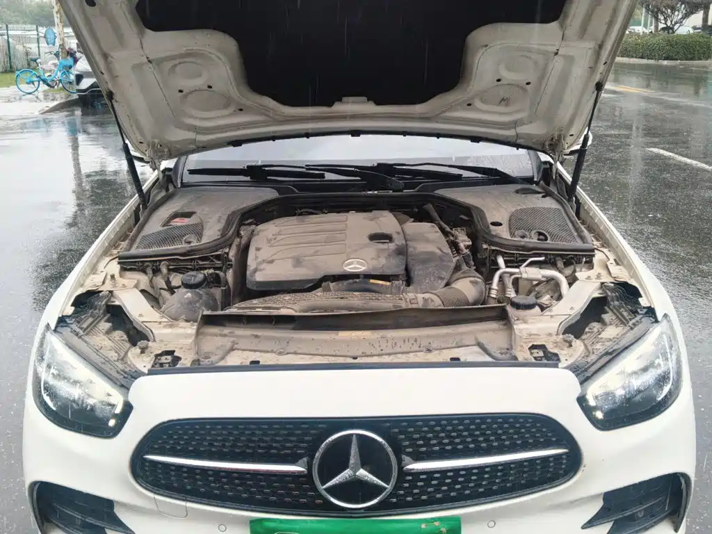 Mercedes-Benz E-Class (Import) — фото 21