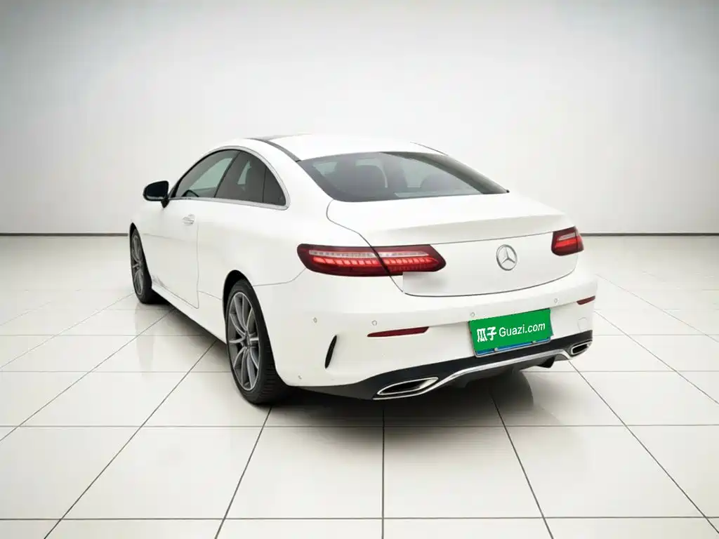 Mercedes-Benz E-Class (Import) — фото 4