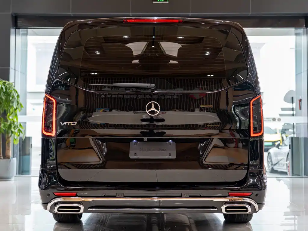 Mercedes-Benz Vito — фото 13