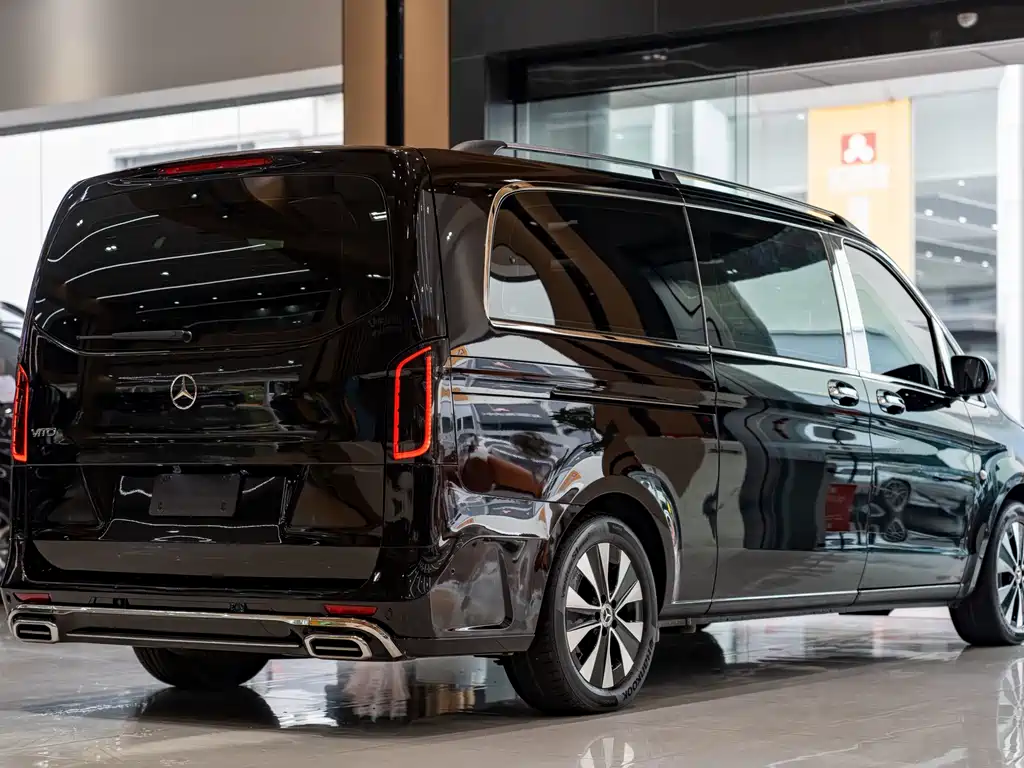 Mercedes-Benz Vito — фото 14