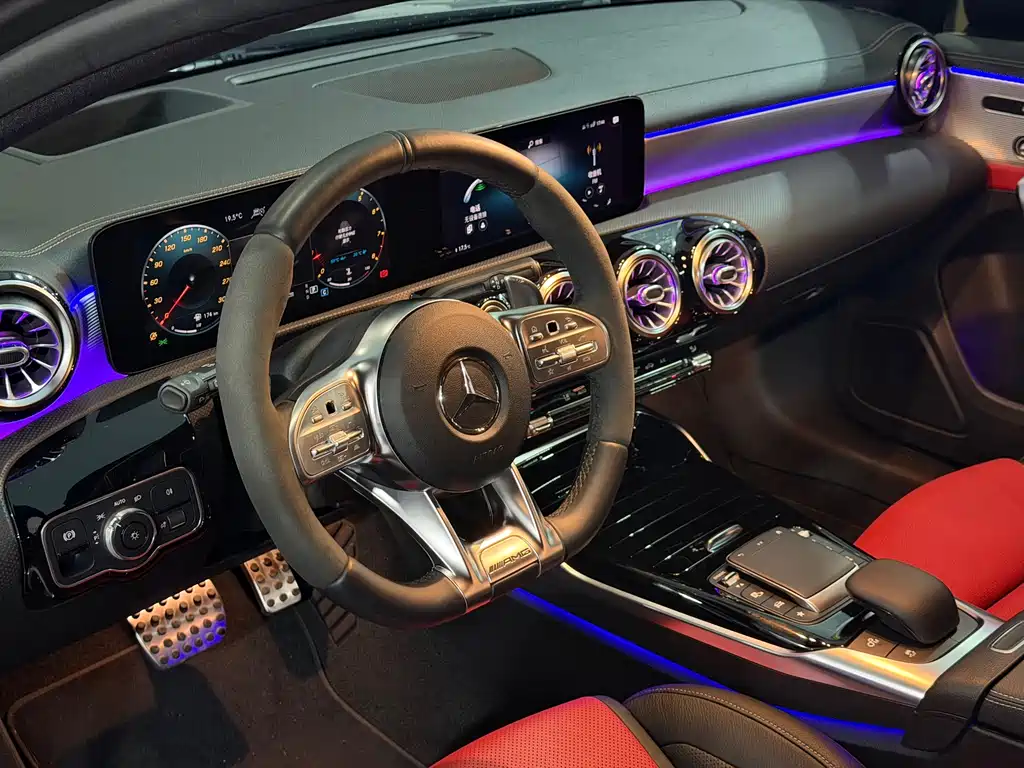 Mercedes-Benz A-Class AMG (Import) — фото 5
