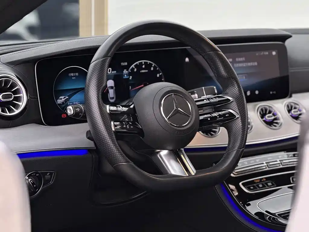 Mercedes-Benz E-Class (Import) — фото 7