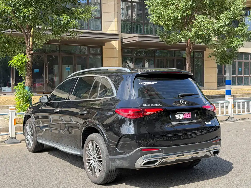 Mercedes-Benz GLC — фото 9